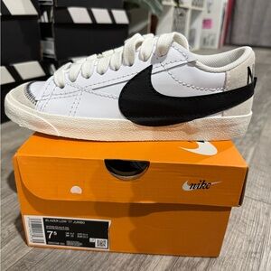Women’s Nike Blazer Low 77 Jumbo Sneakers